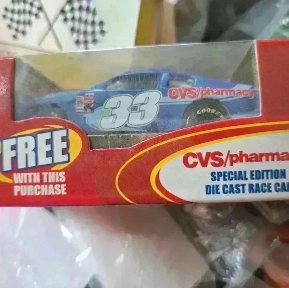 CVS Pharmacies #33 Die Cast Collectible - Picture 4 of 4